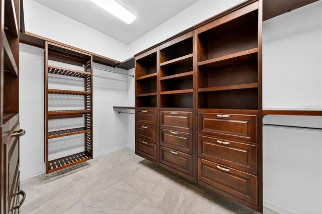 8455 WOODBRIAR DRIVE, Sarasota, FL 34238