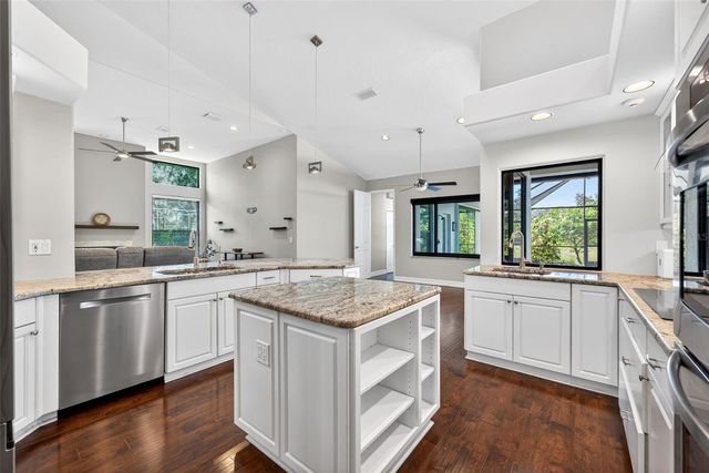 8455 WOODBRIAR DRIVE, Sarasota, FL 34238