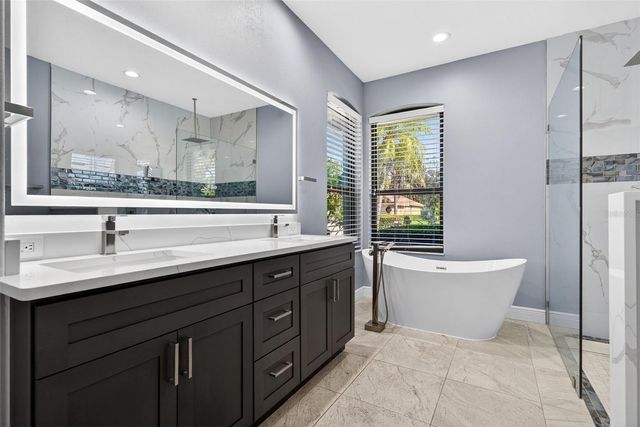 8455 WOODBRIAR DRIVE, Sarasota, FL 34238