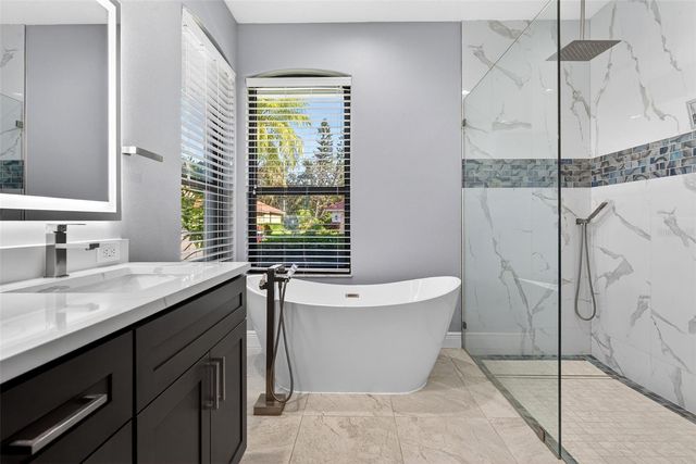 8455 WOODBRIAR DRIVE, Sarasota, FL 34238