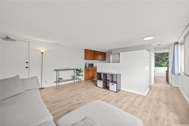1060 Kamehameha Highway 507B, Pearl City, HI 96782