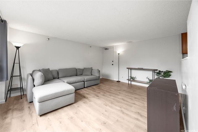1060 Kamehameha Highway 507B, Pearl City, HI 96782