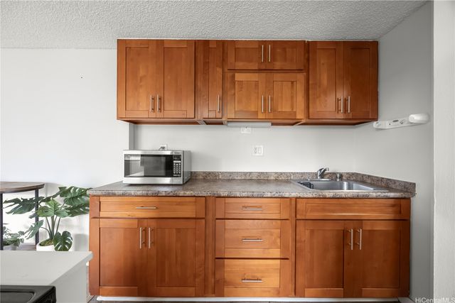 1060 Kamehameha Highway 507B, Pearl City, HI 96782
