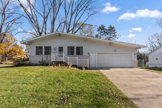 231 Birchwood Drive N, Stillwater, MN 55082