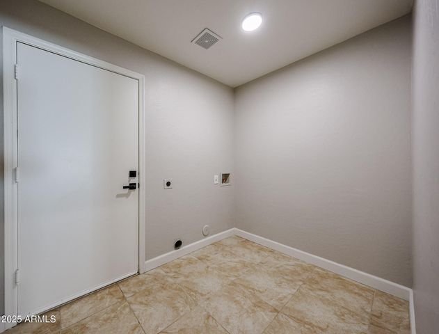 10334 E Diamond Avenue, Mesa, AZ 85208