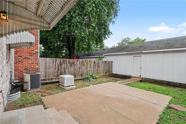 8320 Hadley Street, Overland Park, KS 66212