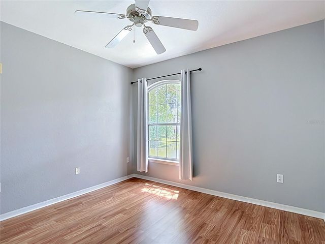 10201 COURTNEY PALMS BOULEVARD 203, Tampa, FL 33619