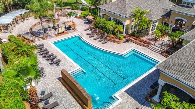 10201 COURTNEY PALMS BOULEVARD 203, Tampa, FL 33619