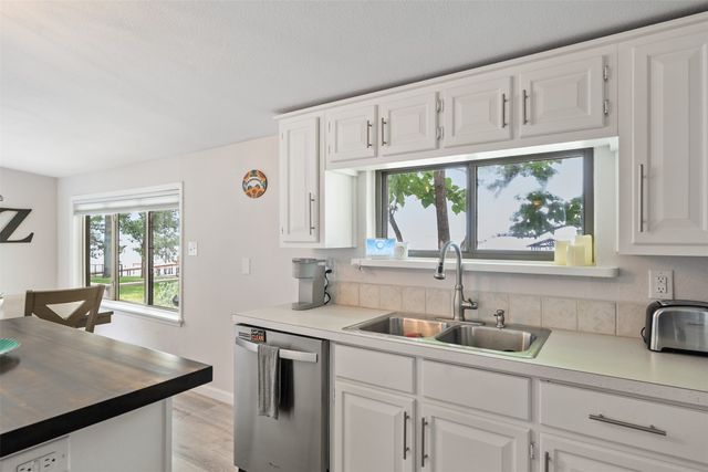 168 Scenic Drive, Mabank, TX 75156
