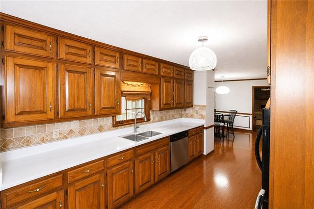 5817 Lost Grove Drive NW, Lilburn, GA 30047