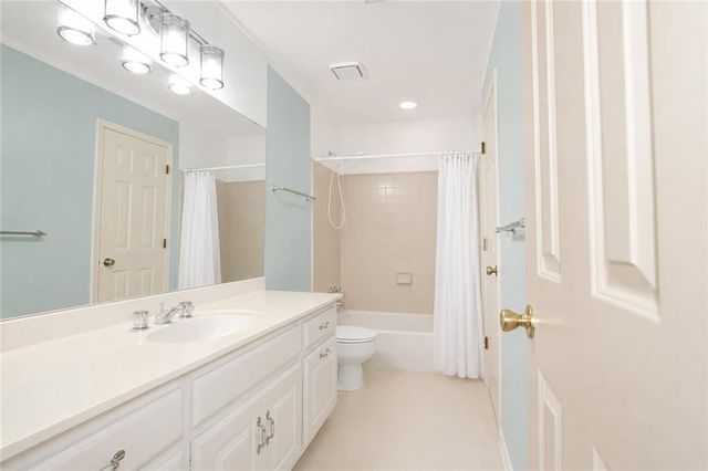 5817 Lost Grove Drive NW, Lilburn, GA 30047