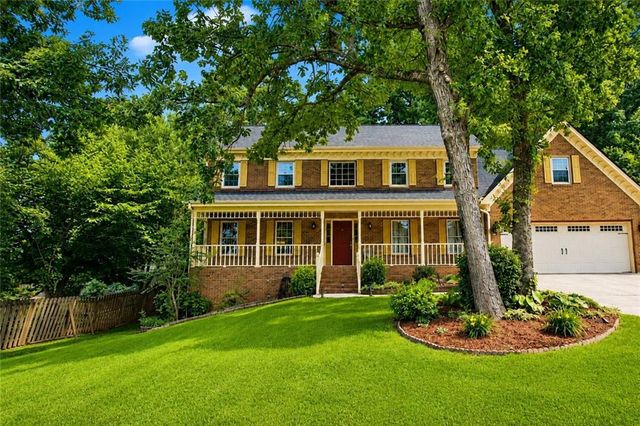 5817 Lost Grove Drive NW, Lilburn, GA 30047
