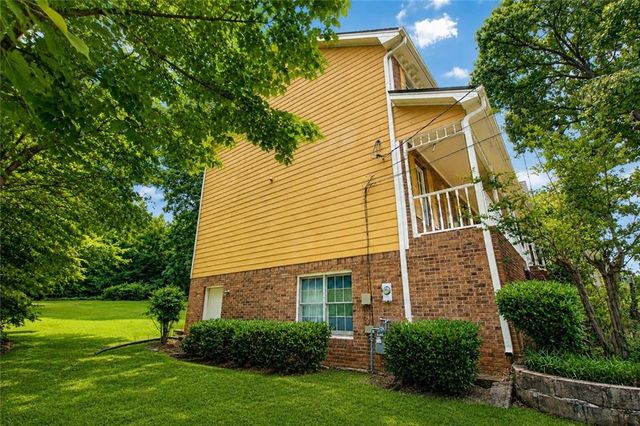 5817 Lost Grove Drive NW, Lilburn, GA 30047