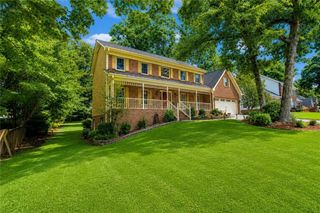 5817 Lost Grove Drive NW, Lilburn, GA 30047