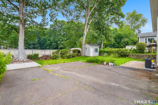 85 Bagley Terrace, Waterbury, CT 06705