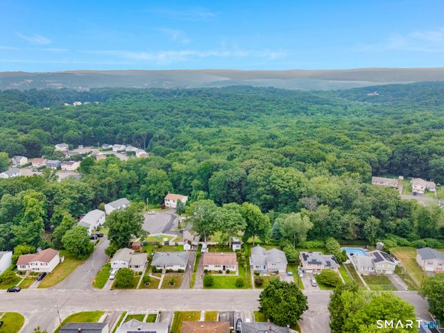 85 Bagley Terrace, Waterbury, CT 06705