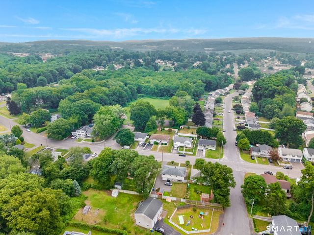 85 Bagley Terrace, Waterbury, CT 06705