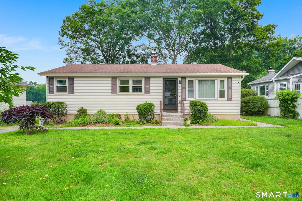 85 Bagley Terrace, Waterbury, CT 06705