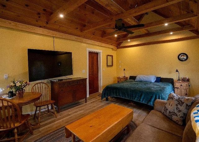 163 PLEASANT VIEW RD, Staunton, VA 24401