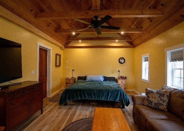 163 PLEASANT VIEW RD, Staunton, VA 24401