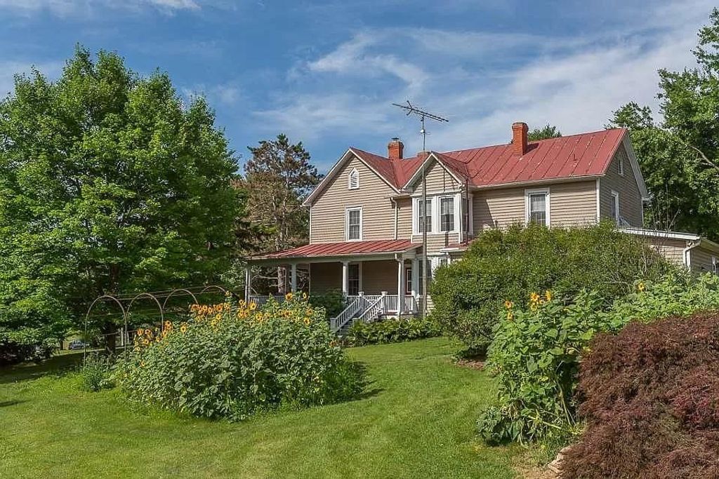 163 PLEASANT VIEW RD, Staunton, VA 24401