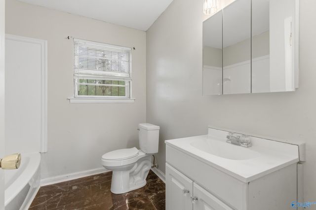 5020 Ortega Circle NW, Huntsville, AL 35810