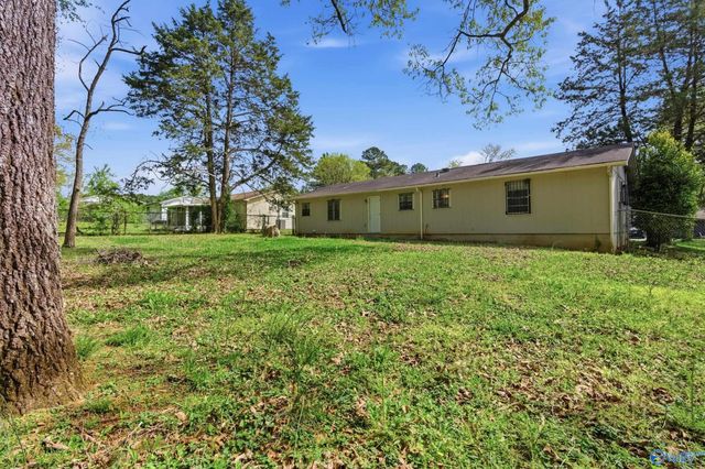 5020 Ortega Circle NW, Huntsville, AL 35810