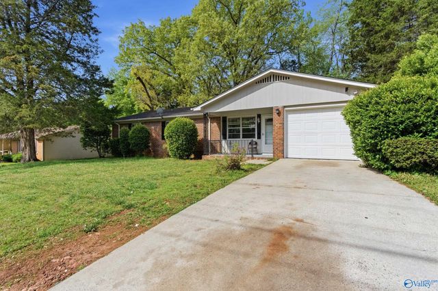 5020 Ortega Circle NW, Huntsville, AL 35810