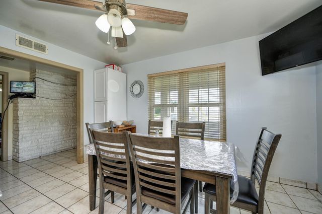 690 Jewell Ave, Yuba City, CA 95991
