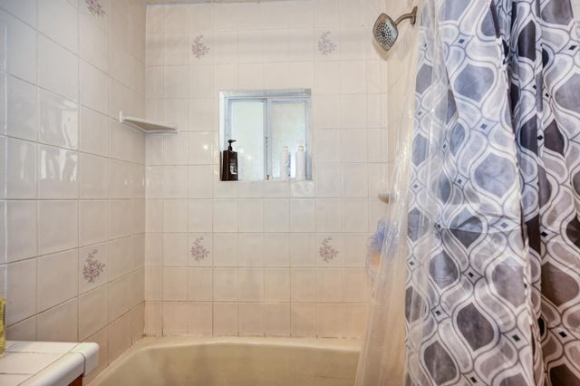 690 Jewell Ave, Yuba City, CA 95991