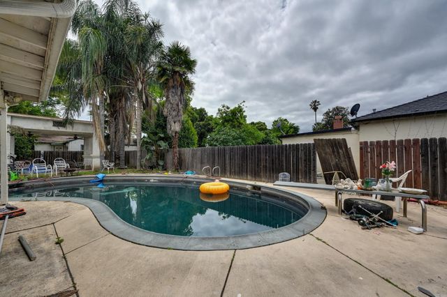 690 Jewell Ave, Yuba City, CA 95991
