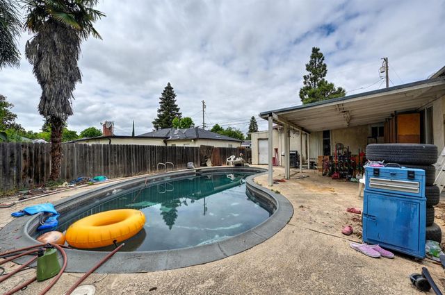 690 Jewell Ave, Yuba City, CA 95991