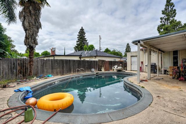 690 Jewell Ave, Yuba City, CA 95991