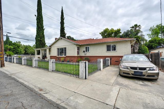 690 Jewell Ave, Yuba City, CA 95991