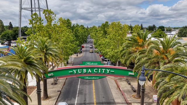 690 Jewell Ave, Yuba City, CA 95991
