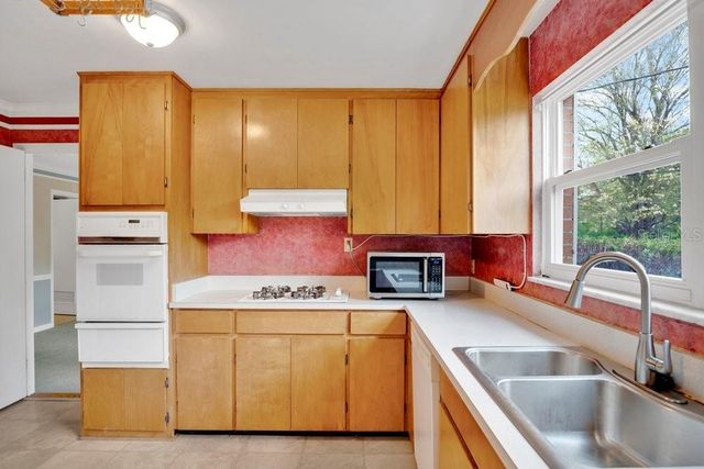 5137 MOUNT PLYMOUTH ROAD, Apopka, FL 32712