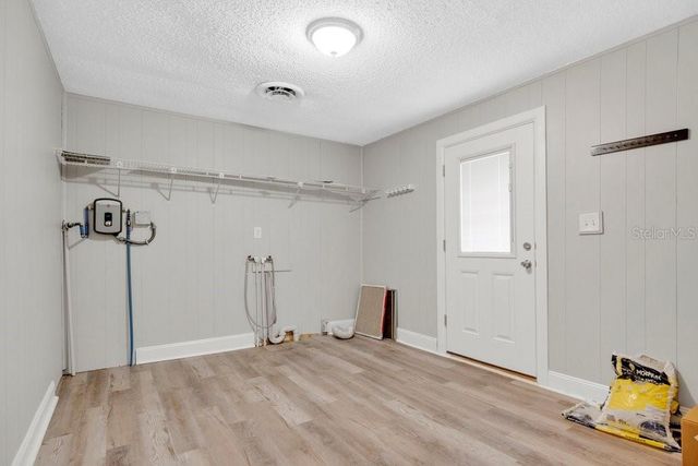 5137 MOUNT PLYMOUTH ROAD, Apopka, FL 32712