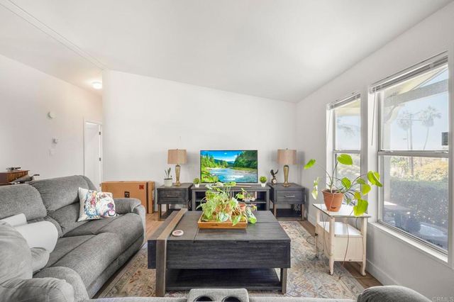224 Astro Court, Vista, CA 92083