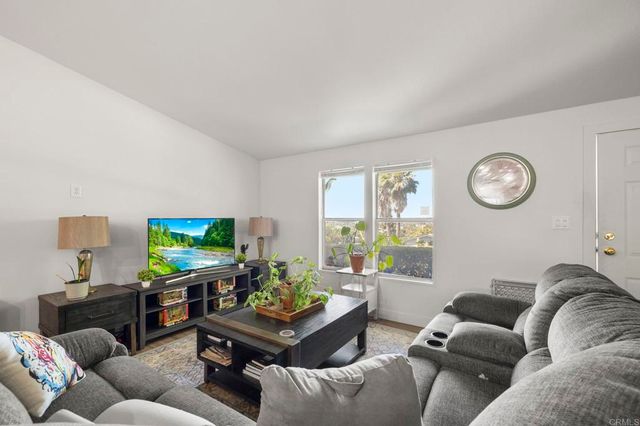 224 Astro Court, Vista, CA 92083