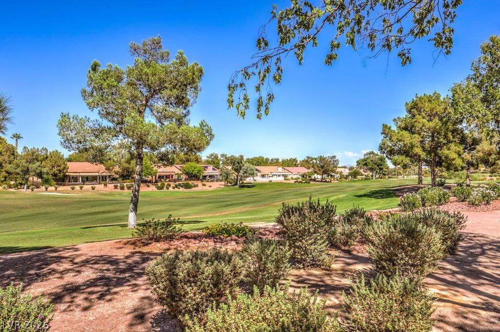 9076 Sundial Drive, Las Vegas, NV 89134 — photo 2