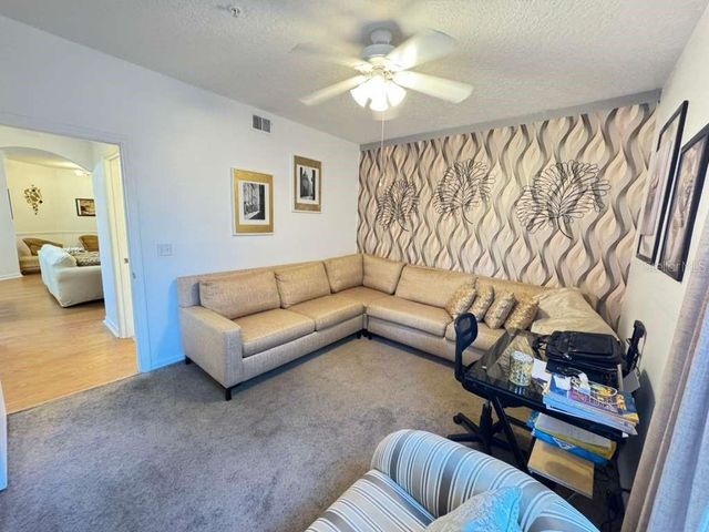 5560 METROWEST BOULEVARD 201, Orlando, FL 32811