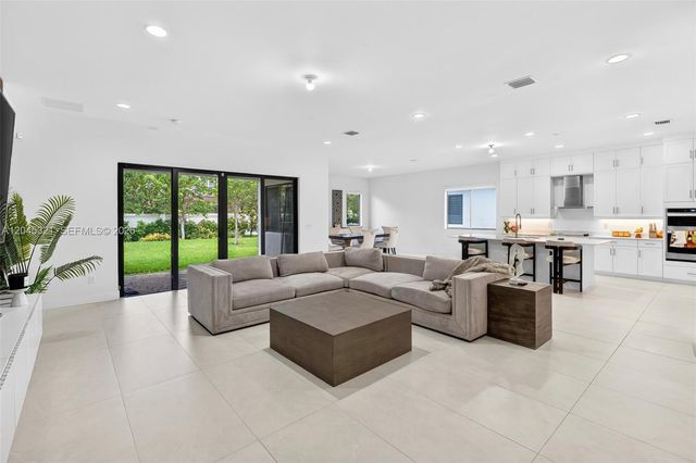 4550 SW 178th Ave, Miramar, FL 33029