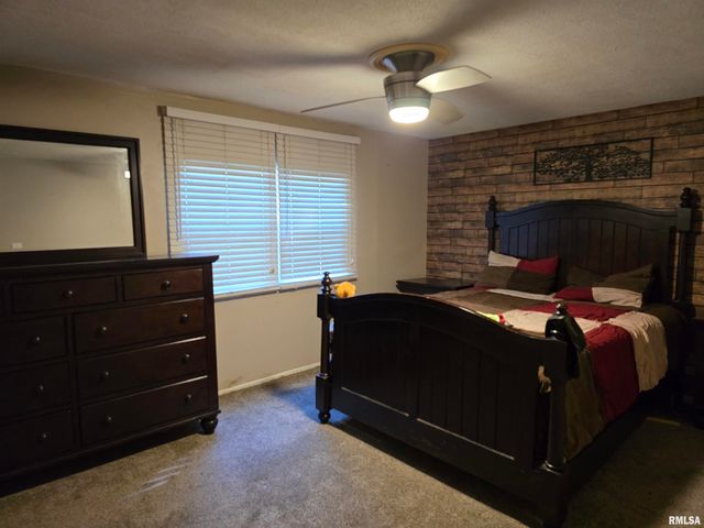 10617 Torrance Road, Carbondale, IL 62901