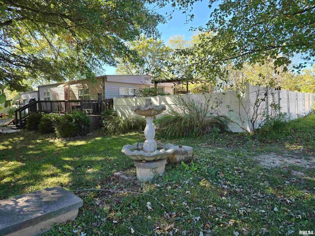 10617 Torrance Road, Carbondale, IL 62901