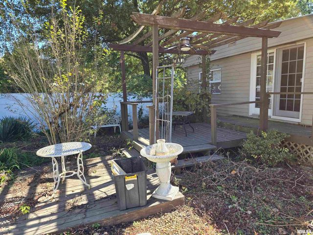 10617 Torrance Road, Carbondale, IL 62901