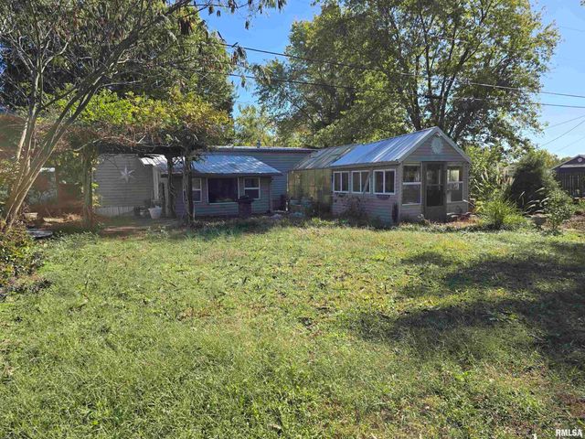 10617 Torrance Road, Carbondale, IL 62901