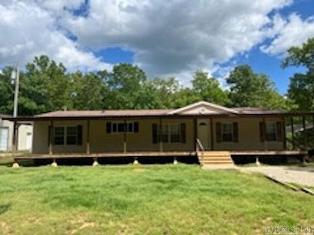 81 Wildwood Dr, Ash Flat, AR 72513