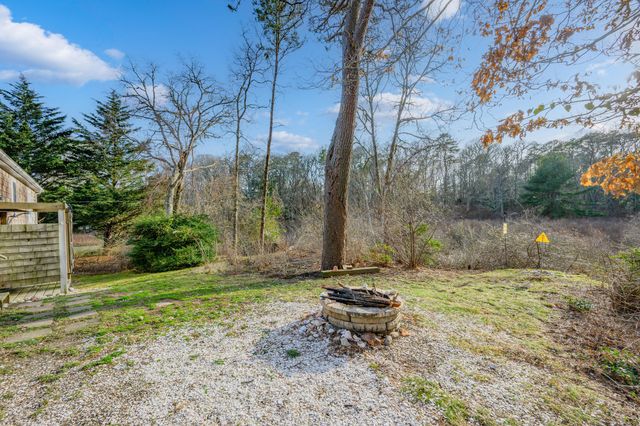 43 Chickadee Lane, Centerville, MA 02632