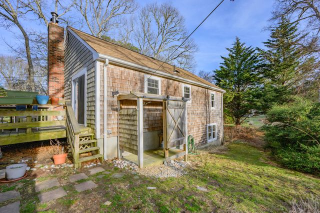 43 Chickadee Lane, Centerville, MA 02632