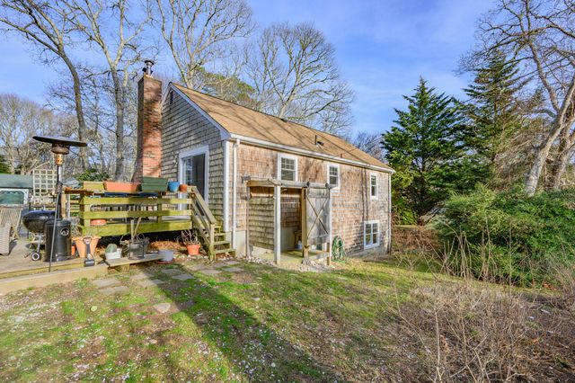 43 Chickadee Lane, Centerville, MA 02632